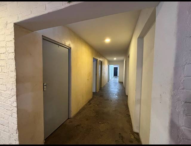 2,875M² WAREHOUSE TO LET IN PAROW INDUSTRIAL